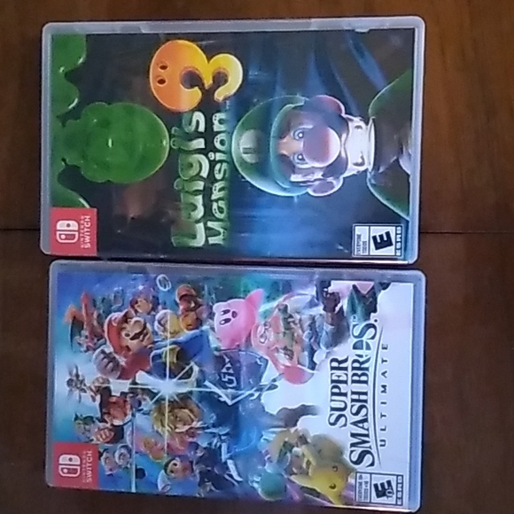 Nintendo Switch - Picture 3 of 3